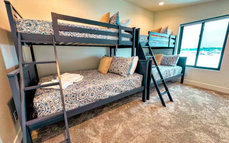 1ed1f49b fc8d 4314 b897 3cd1c7a6d888 0065b1cb