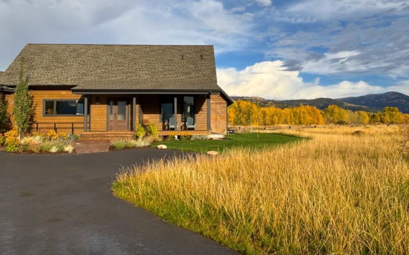 43ba9c9f 6479 4651 8e2f 5bb4f2310867 049b820e