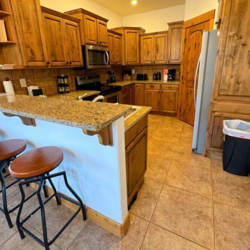 Enjoy a night eating in using this well-appointed kitchen!