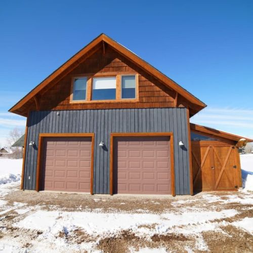 The studio is located up a flight of outdoor stairs above a garage, giving you plenty of comfort and privacy.