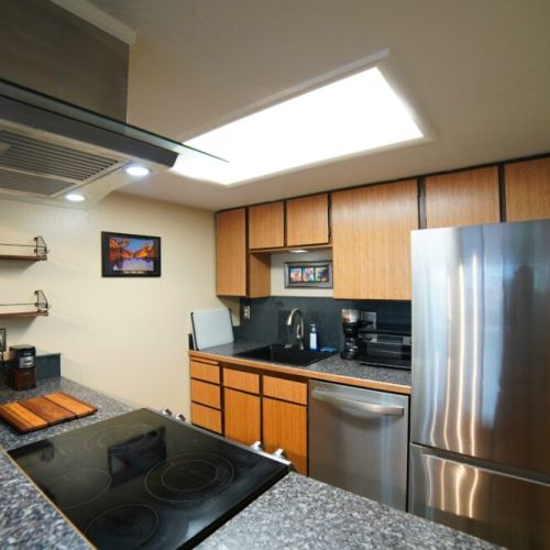 Enjoy a night eating in using this well-appointed kitchen! All of the appliances are brand-new!