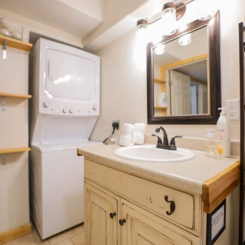 The basement bathroom is also home to stacked laundry machines, in case your Teton adventures have your clothes in need of a quick wash.