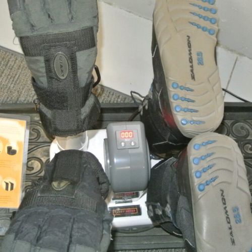 Keep your boots and gloves comfortable with this handy gear dryer!