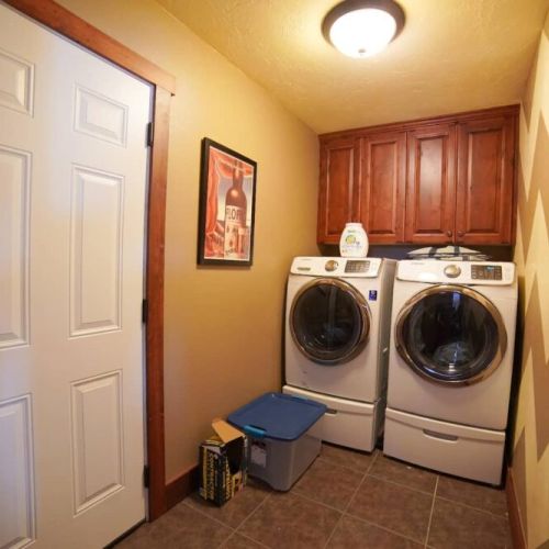 In case your day of skiing or hiking as your clothes in need of cleaning, we have a washer and dryer on-site, and we even provide detergent!