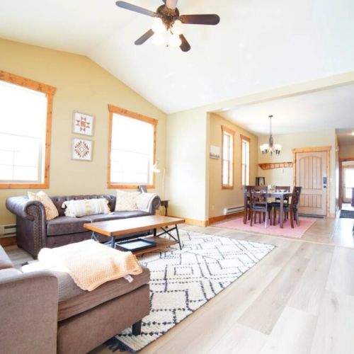 Kickback at the end of a day of skiing, hiking, or biking by relaxing in the cozy living room.