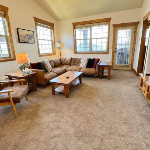 Kickback at the end of a day of skiing, hiking, or biking by relaxing in the cozy living room.