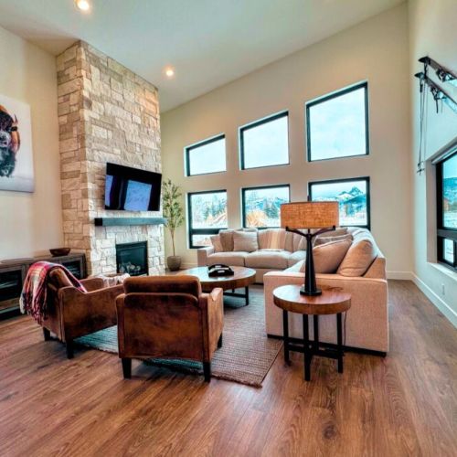With a group-friendly open layout, this home provides the ideal space to unwind and recharge with family and friends.