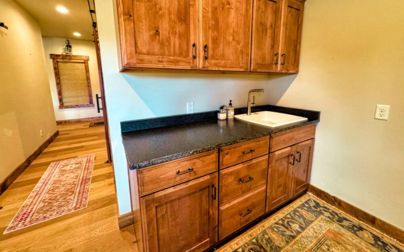 f6159329 f784 4415 acf2 549bd143910c 4240d5db