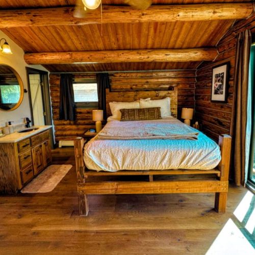 Bedroom #3 (upstairs) has a queen bed, direct access to a Jack-and-Jill bathroom, and a wonderful view looking over the front yard.