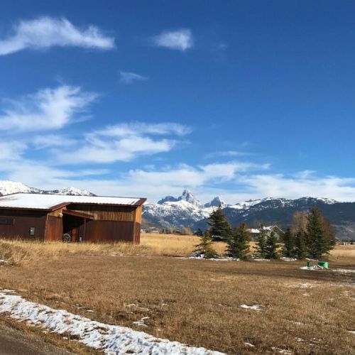 Take in the majesty of the Tetons from this beautiful modern home!