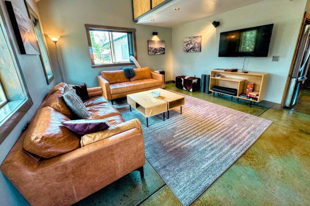 Enjoy your time in Teton Valley staying in this beautiful home, with a wonderful open layout to enjoy the company of friends and family.