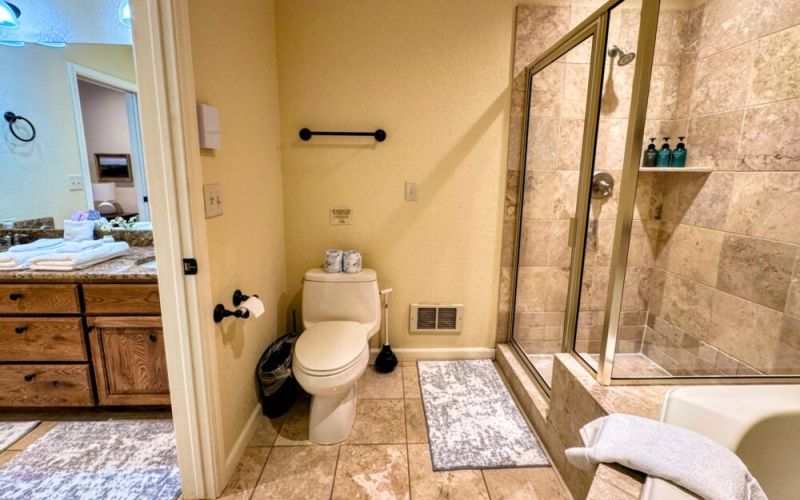 9e5bbe6d 4890 4d35 b32f e722cdae2946 69377a88