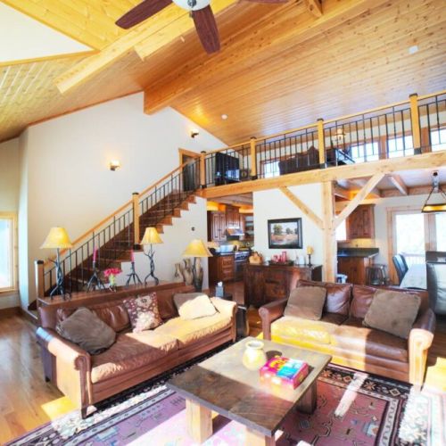 Enjoy your time in Teton Valley staying in this beautiful home, with a wonderful open layout to enjoy the company of friends and family.