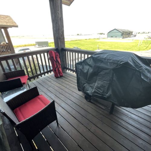 Make use of the propane grill or enjoy your morning coffee out on the balcony!