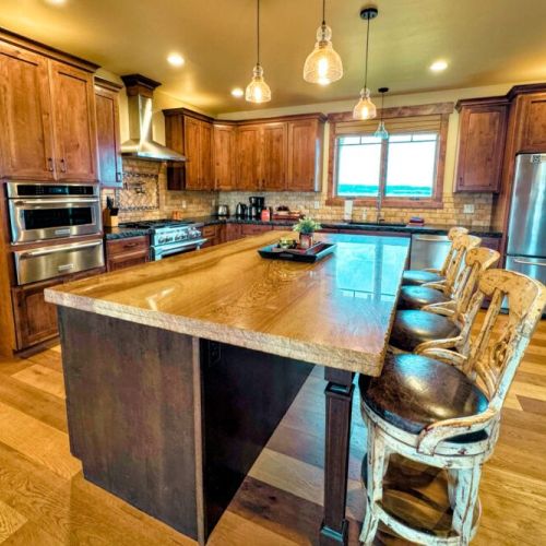 From the modern appliances to the wide array of cookware, this kitchen has everything you'll need to whip up meals for the whole group.