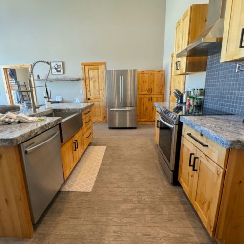 Enjoy a meal or snack in the spacious, well-appointed kitchen.