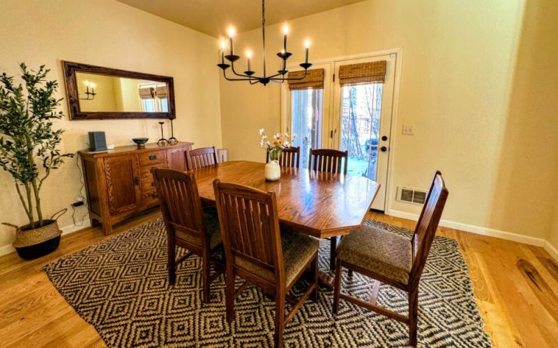 e7e24994 e3e6 49e7 bc51 1dae88d3132d 79162768