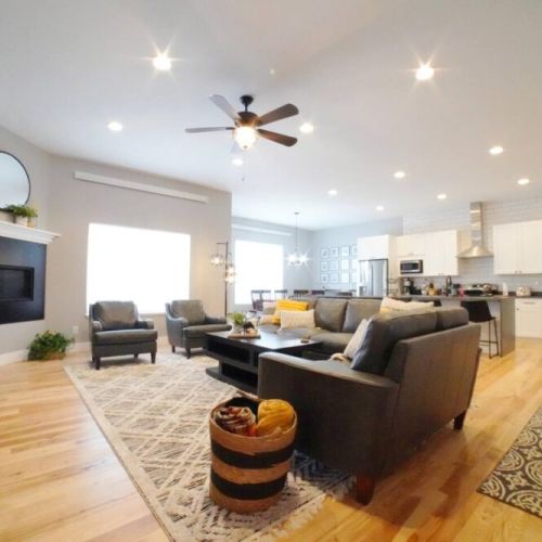Enjoy your time in Teton Valley staying in this beautiful home, with a wonderful open layout to enjoy the company of friends and family.