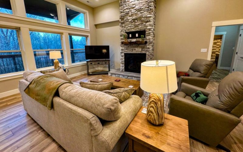 22811383 75ca 4f92 b70e 642c6deb3c5c 858553a9