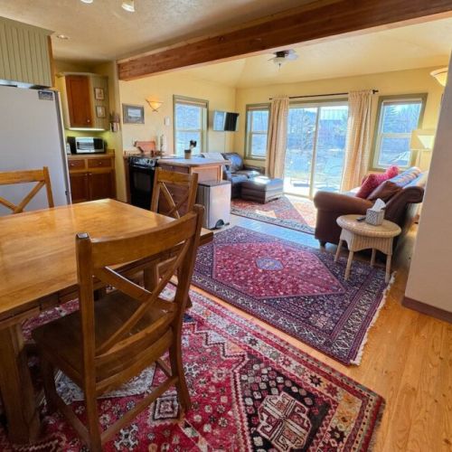 This charming space will make you feel right at home in the mountains.