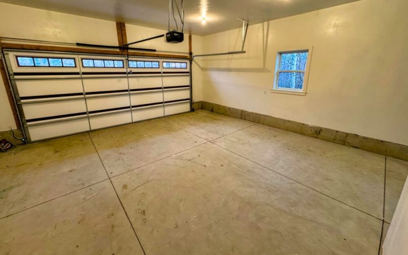 17e8bf35 b050 4023 8d0a 18e6d26d40ea 8f4f98e8