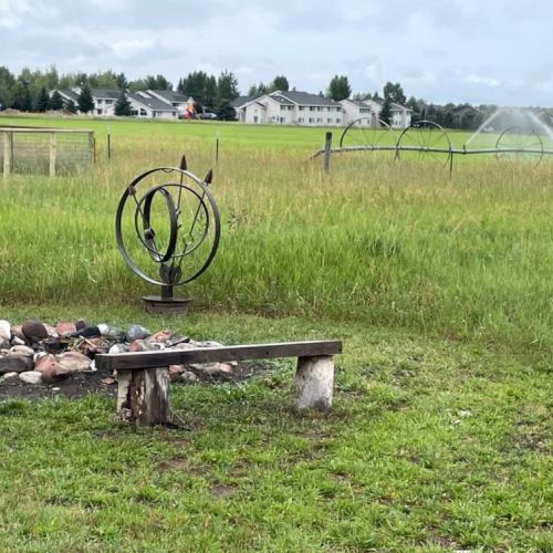 Enjoy a meal out at the picnic table or an evening fire in the fire pit (firewood not included).