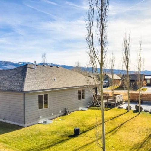 Out in the backyard, make use of the propane firepit or have a family meal.