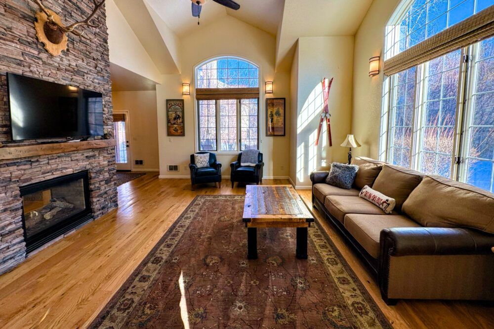 This inviting townhome is the perfect basecamp for your next Teton Valley adventure.
