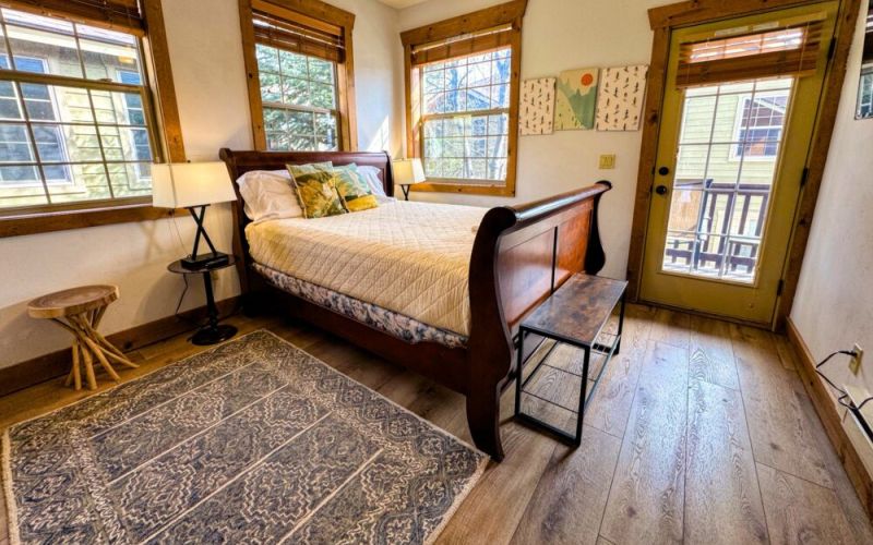 830661c4 4830 408b 88c0 0c98affc017c b352aaf6