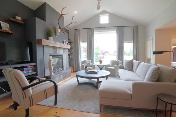 Modern Mountain Family Home