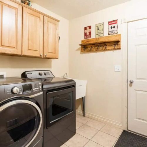 In case your day of skiing or hiking has your clothes in need of cleaning, we have a washer and dryer on-site, and we even provide detergent!