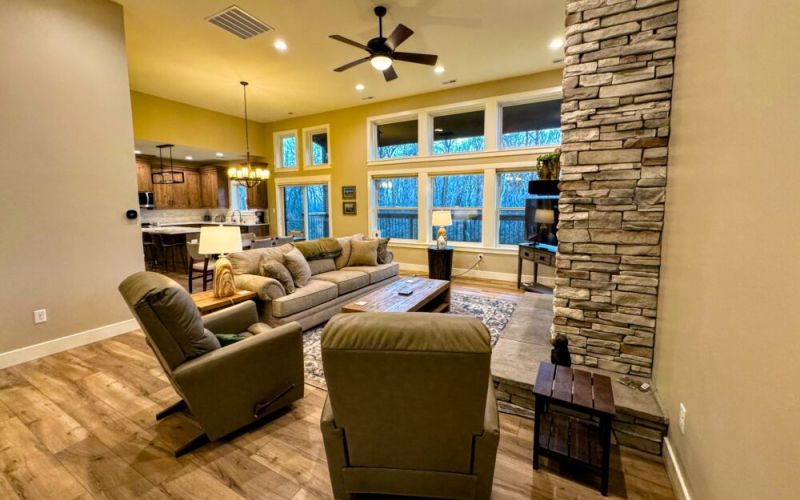 d08199ca 18ad 4010 b2d8 04a483ea31be c4df10d3