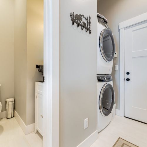 In case your day of skiing or hiking has your clothes in need of cleaning, we have a washer and dryer on-site, and we even provide detergent!