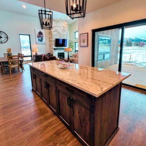 From the stainless steel appliances to the wide array of cookware, this kitchen has everything you'll need to whip up meals for the whole group.