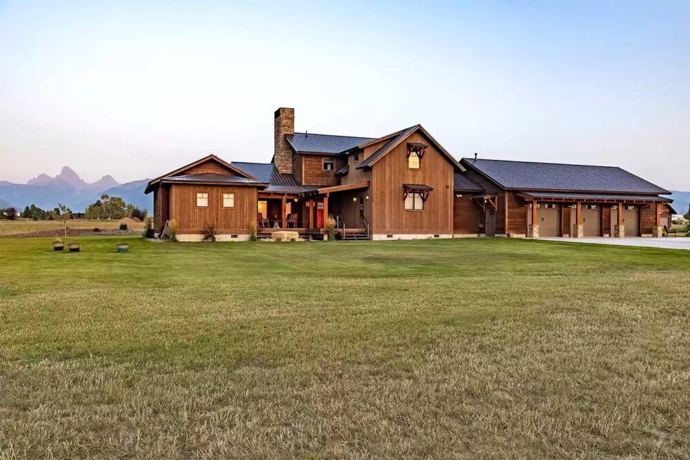 Enjoy your trip to Teton Valley in style, taking in views of the Tetons from the luxury and comfort of this beautiful home.