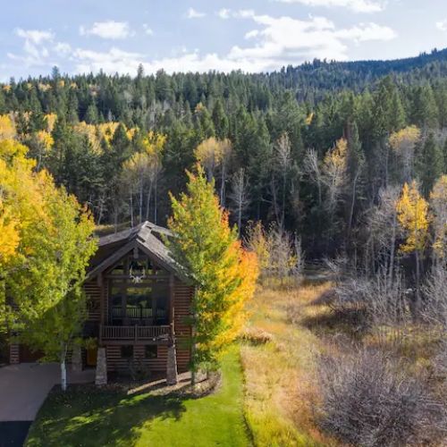 This home is located in a private community with the splendor of Caribou-Targhee National Forest right nearby.
