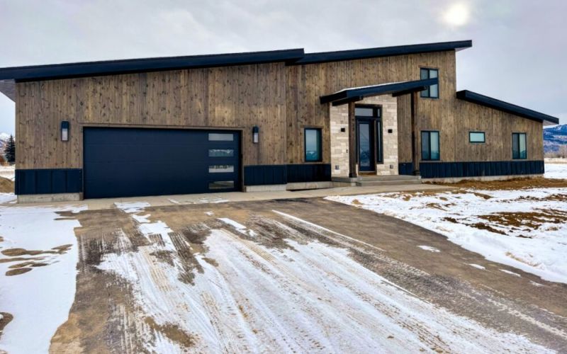 8dff069f 7827 4383 8514 231307b09200 d98eb995