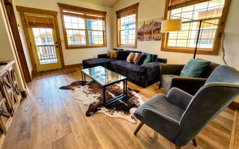 5ceabd6b 5ae5 4574 8d21 eb36e9a3405d db38218c