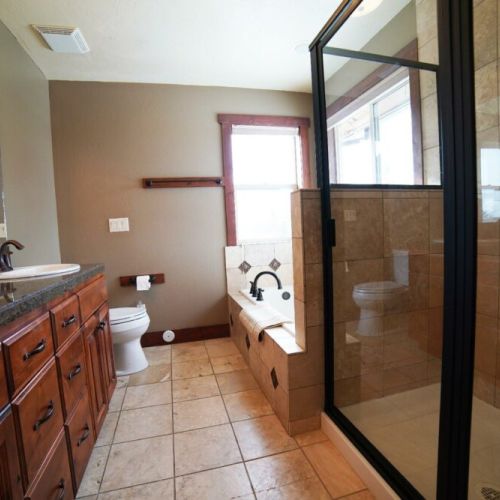 Take your pick of a walk-in shower or Jacuzzi tub.