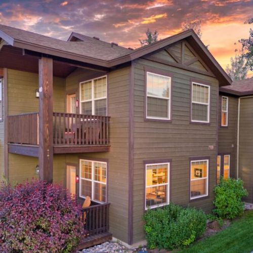 This ground-floor condo is perfect for groups of all ages.