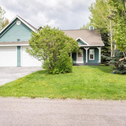 This is the perfect home for your next vacation!