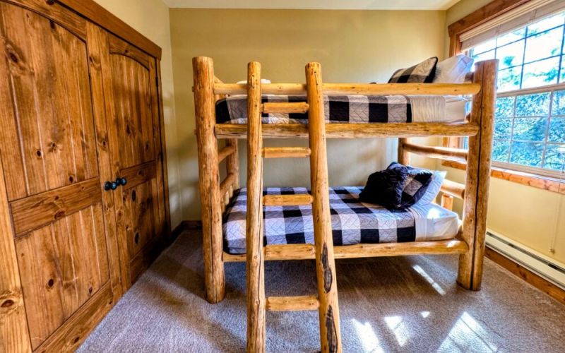 41a11ace 0524 4008 8f67 28cce0afe58e f947c8f8