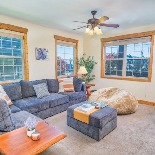Enjoy your time in Teton Valley staying in this beautiful condo — the perfect basecamp for any group!